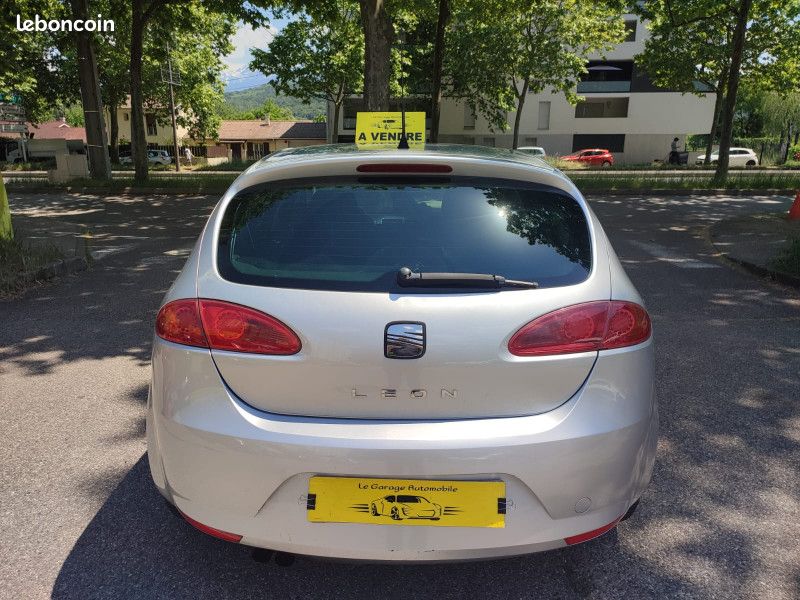 Seat LEON 2.0 TDI140 STYLANCE (image 38)