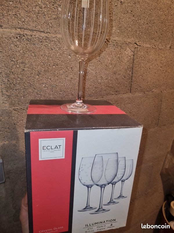 Verre à vin (image 1)