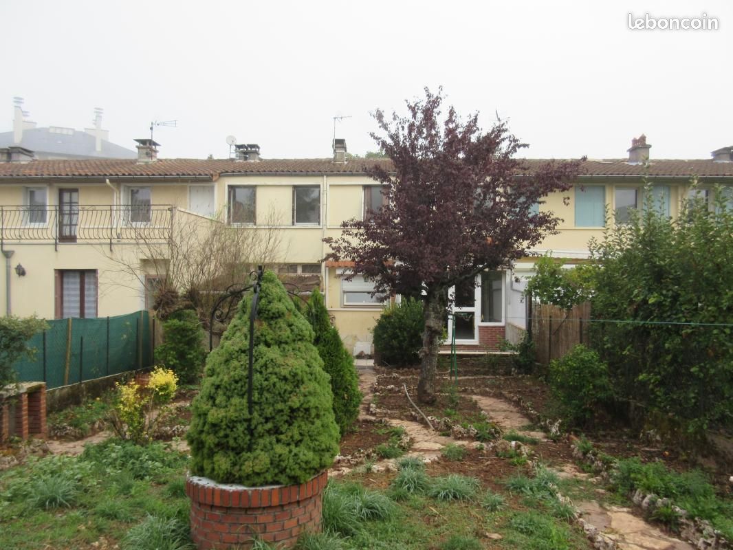Maison 5 pièces 90 m² · à Onet-le-Château · 90 m² · 772 €/mois