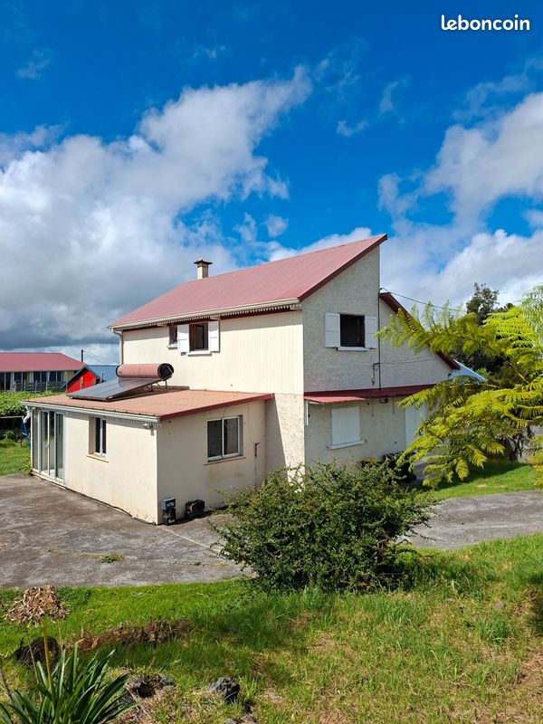Maison 5 pièces 115 m² · à Le Tampon · 115 m² · 260 000 €