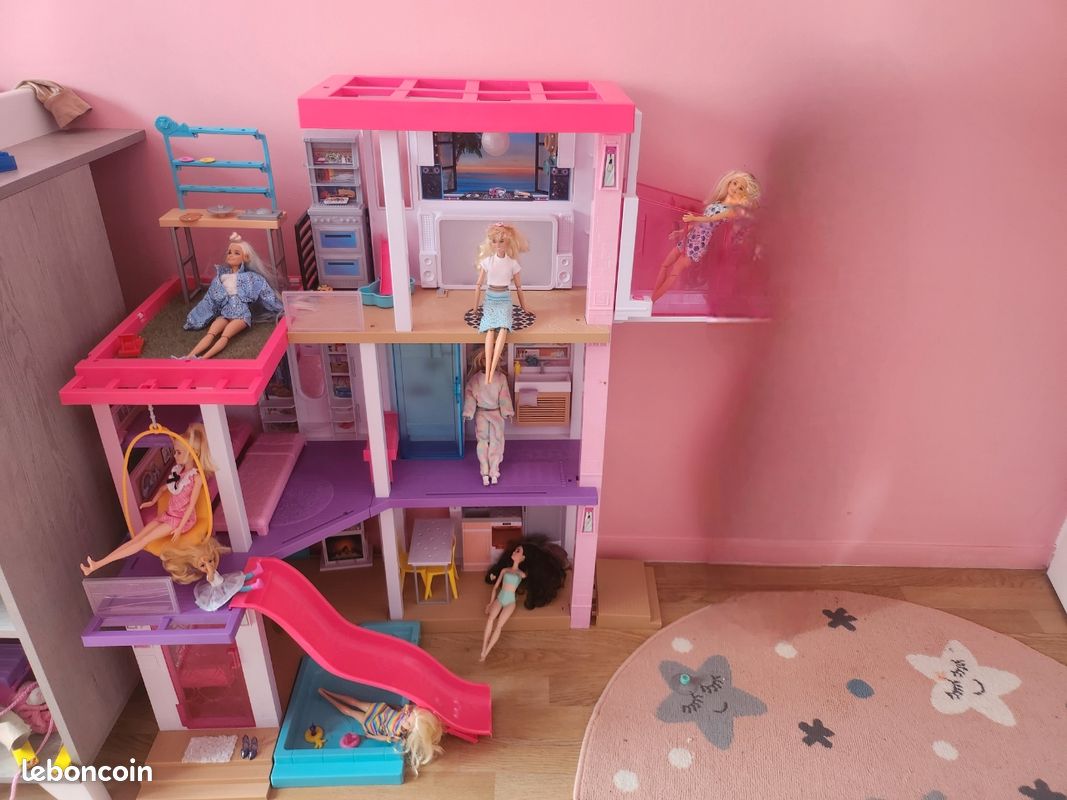 Barbie Dreamhouse Video Barbie Cheval Barbie Dream House Maison