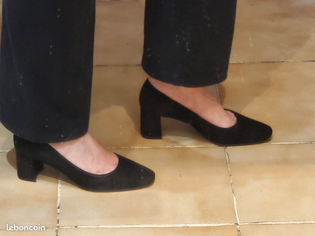 Escarpins nubuck noir JB MARTIN, taille 38.5 (image 3)