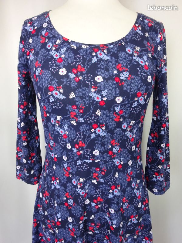 Jolie Robe à fleurs courte évasée Creeks Taille S/36 - Vêtements
