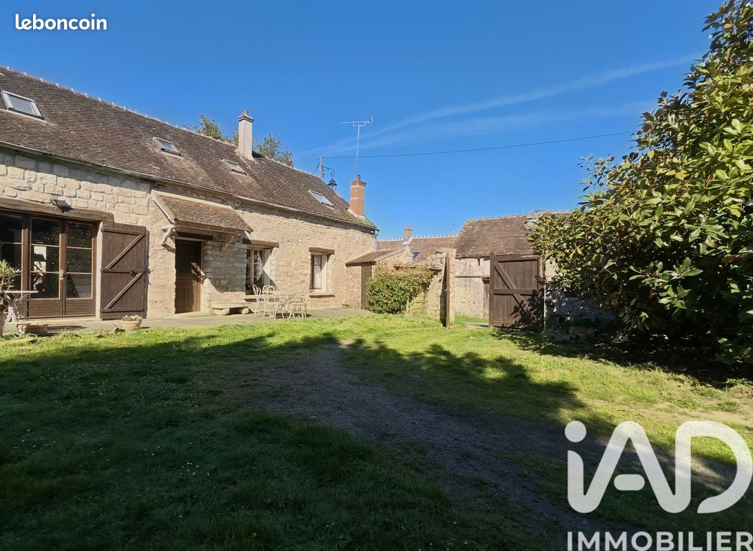 Maison 6 pièces 150 m² · à Ormesson · 150 m² · 200 000 €