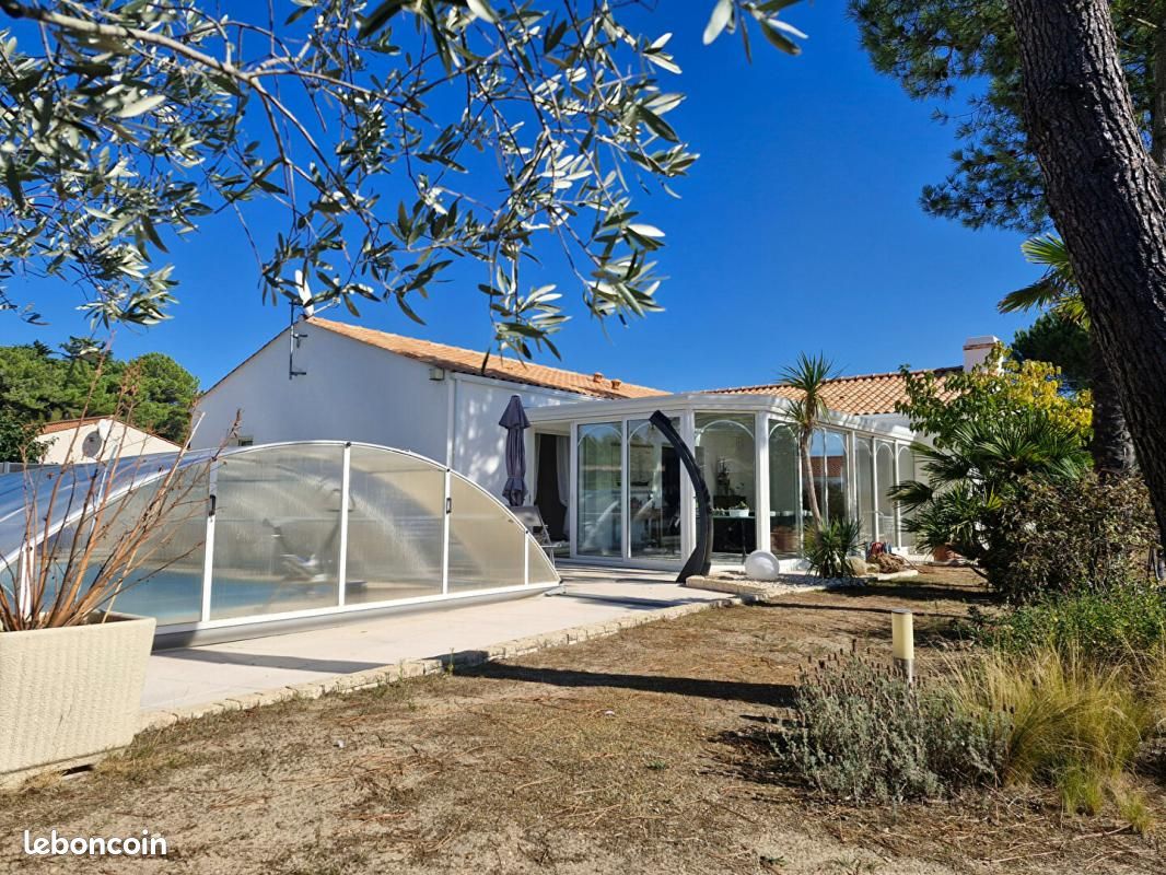 Maison 6 pièces 175 m² · à Saint-Jean-de-Monts · 175 m² · 599 000 €