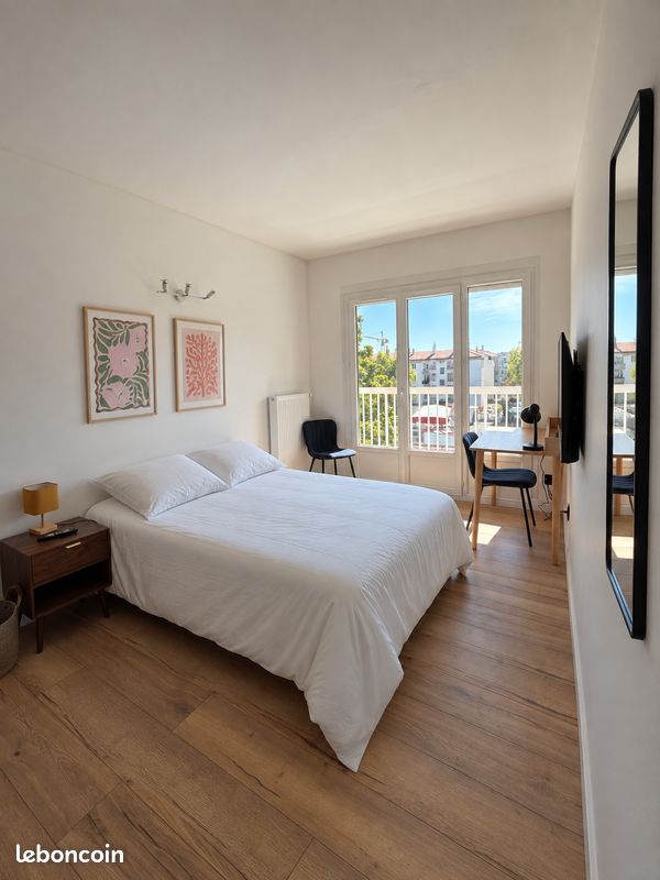 Appartement 2 pièces 40 m² · à Vénissieux · 40 m² · 460 €/mois