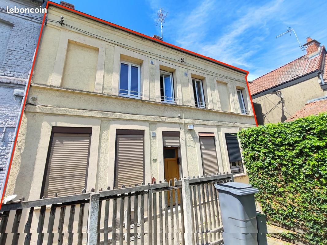 Immeuble 4 pièces 115 m² · à Valenciennes · 115 m² · 190 800 €