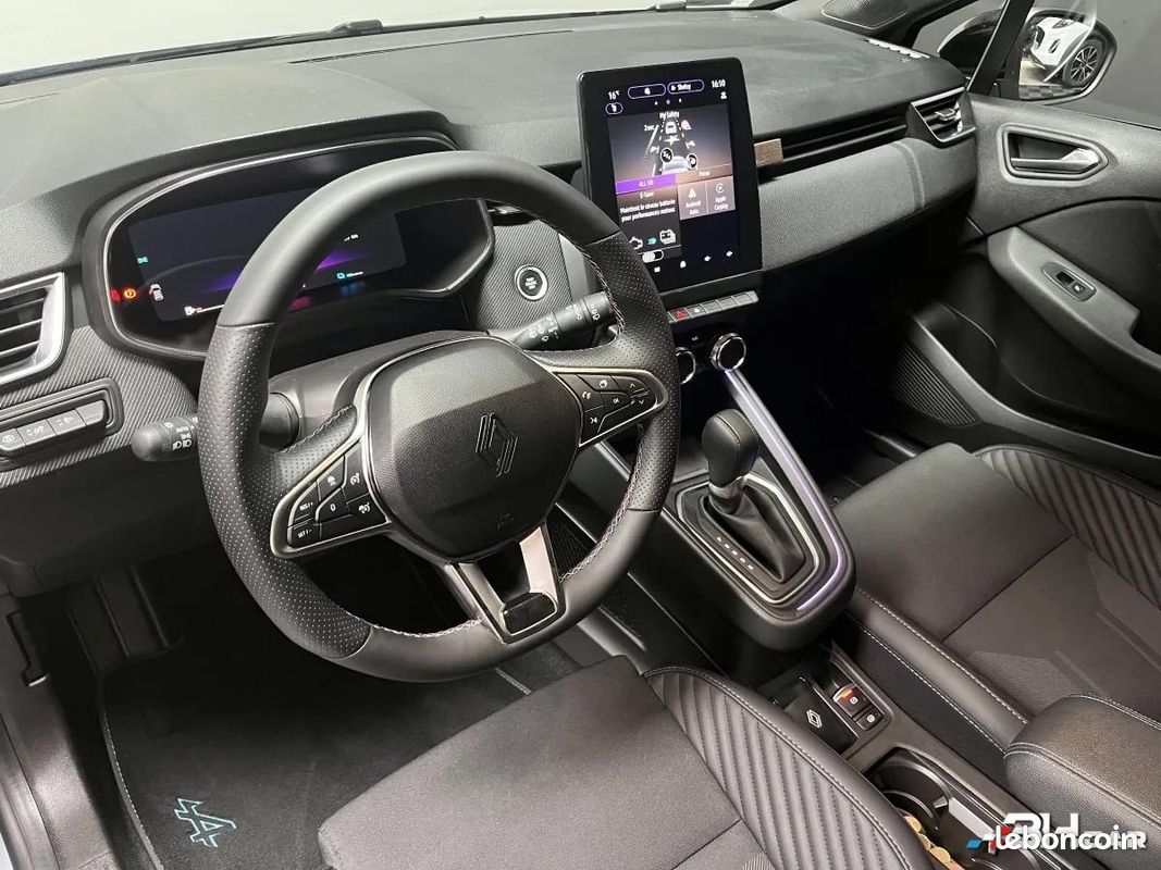 Renault Clio 1.6 E-Tech 145ch Full Hybrid Esprit Alpine (image 6)