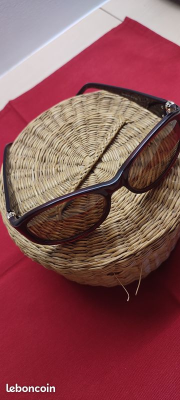 Lunette de soleil femme (image 7)