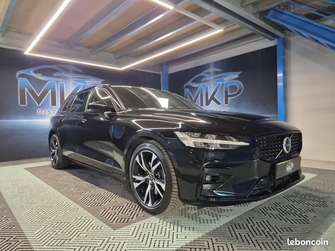 VOLVO V60 2.0 B4 197 Hybrid Style Dark Geartronic BVA (image 8)