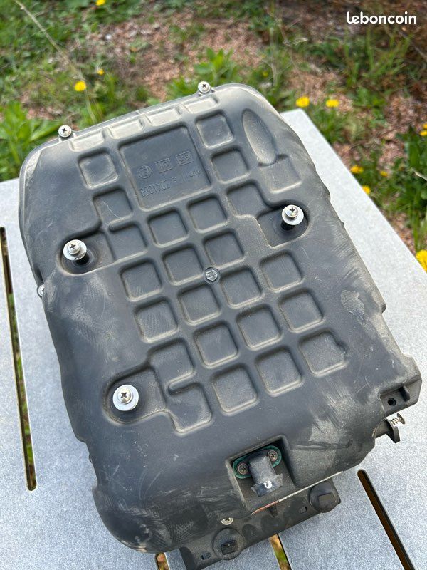 Boîte à air complète TUONO V4 2011 (image 1)