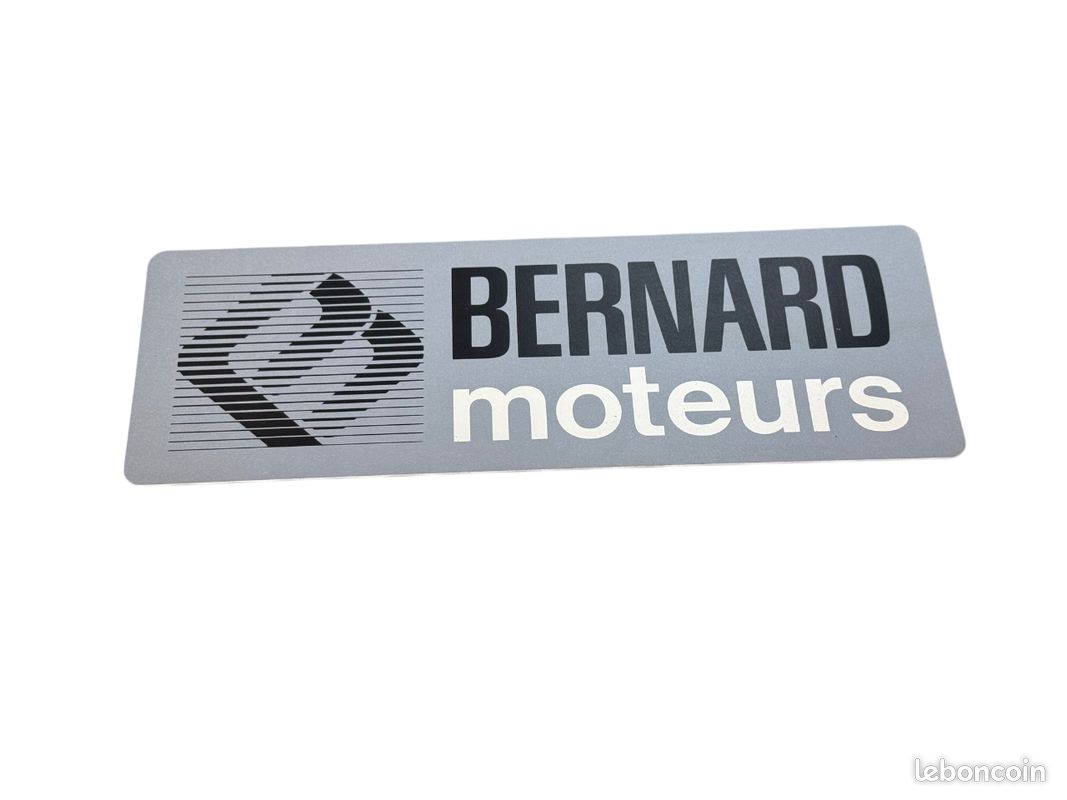 Plaque autocollante Bernard Moteurs (image 1)
