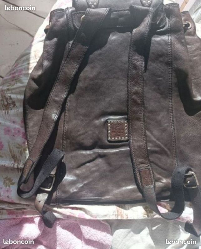 Sac bandoulière en cuir CAMPOMAGGI Noir en Cuir - 42026805