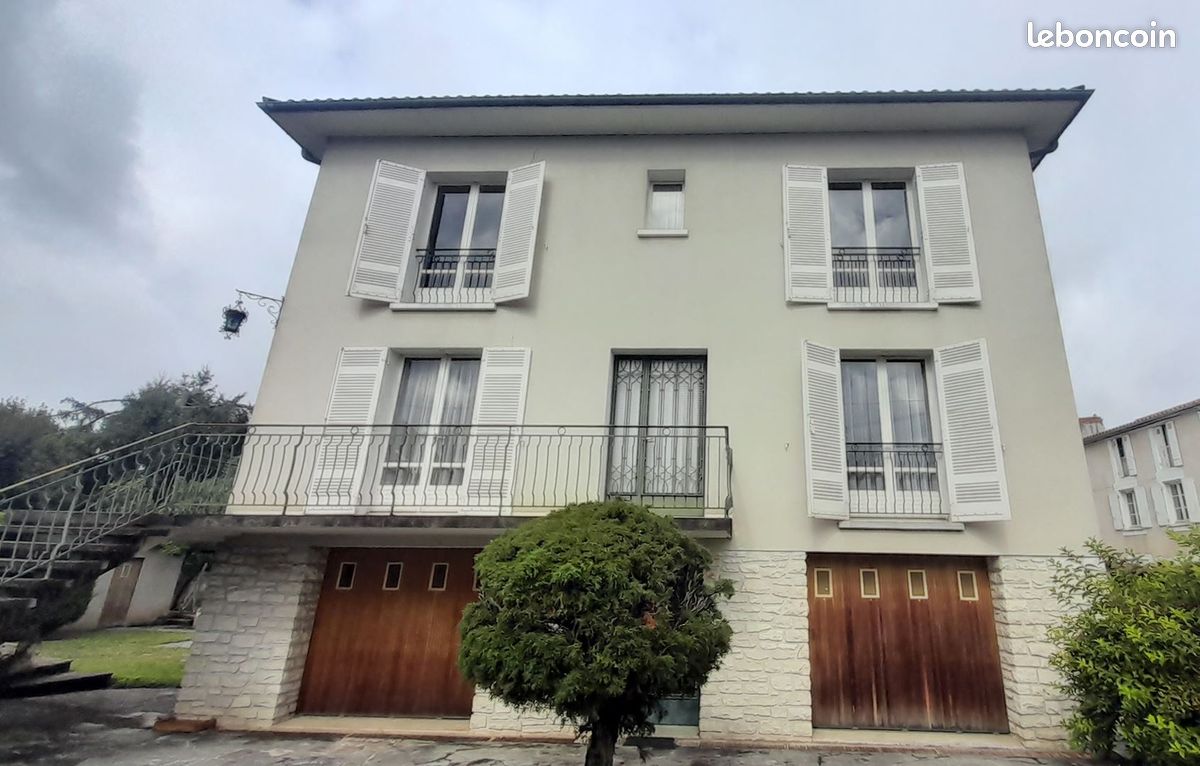 Maison 8 pièces 244 m² · à Périgueux · 244 m² · 254 400 €