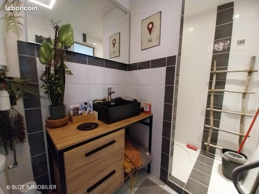 Immeuble 4 pièces 140 m² (image 2)