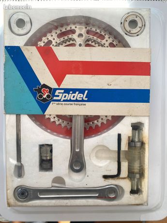 Pedalier spidel / stronglight neuf - Équipements vélos