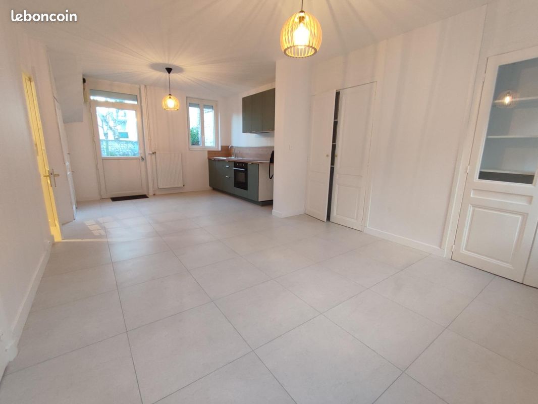 Maison a louer sotteville-les-rouen - 4 pièce(s) - 76 m2 - Surfyn