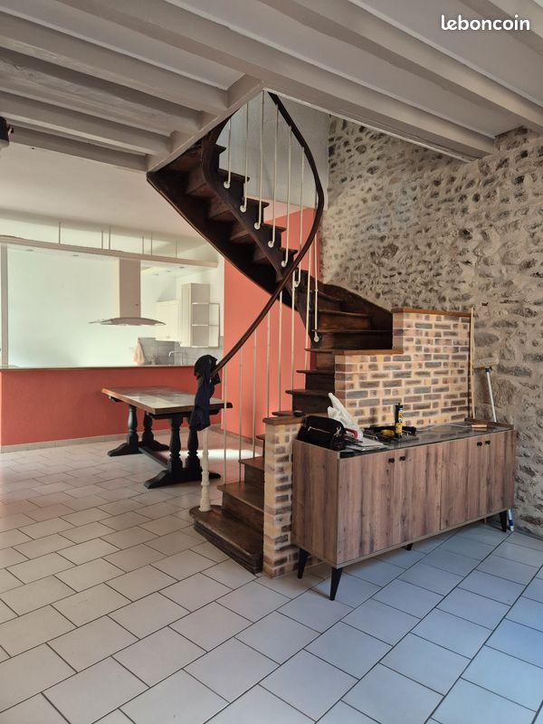 Maison 5 pièces 120 m² · à Autun · 120 m² · 840 €/mois