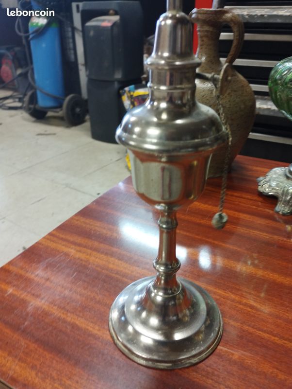 Lampe a huile (image 1)