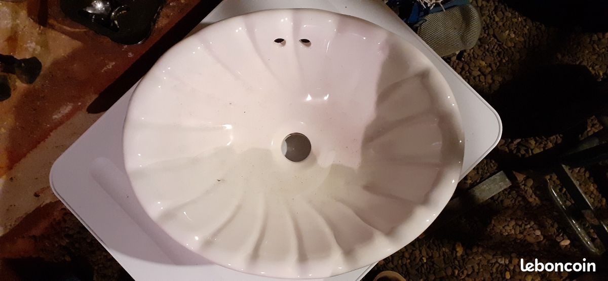 Lavabo (image 2)