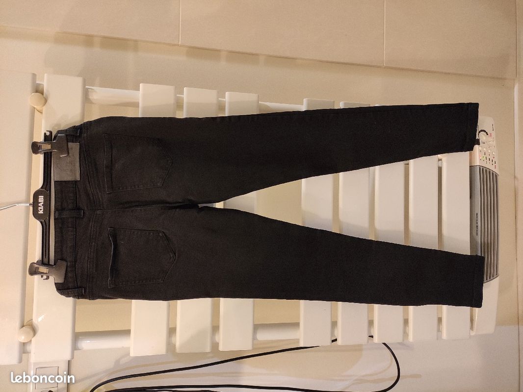Jean taille basse (image 2)