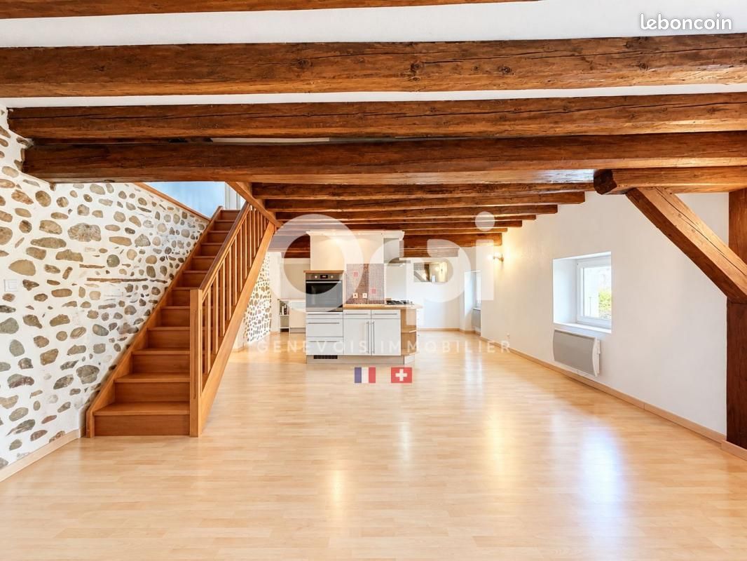 Appartement 3 pièces 128 m² · à Vétraz-Monthoux · 128 m² · 315 000 €