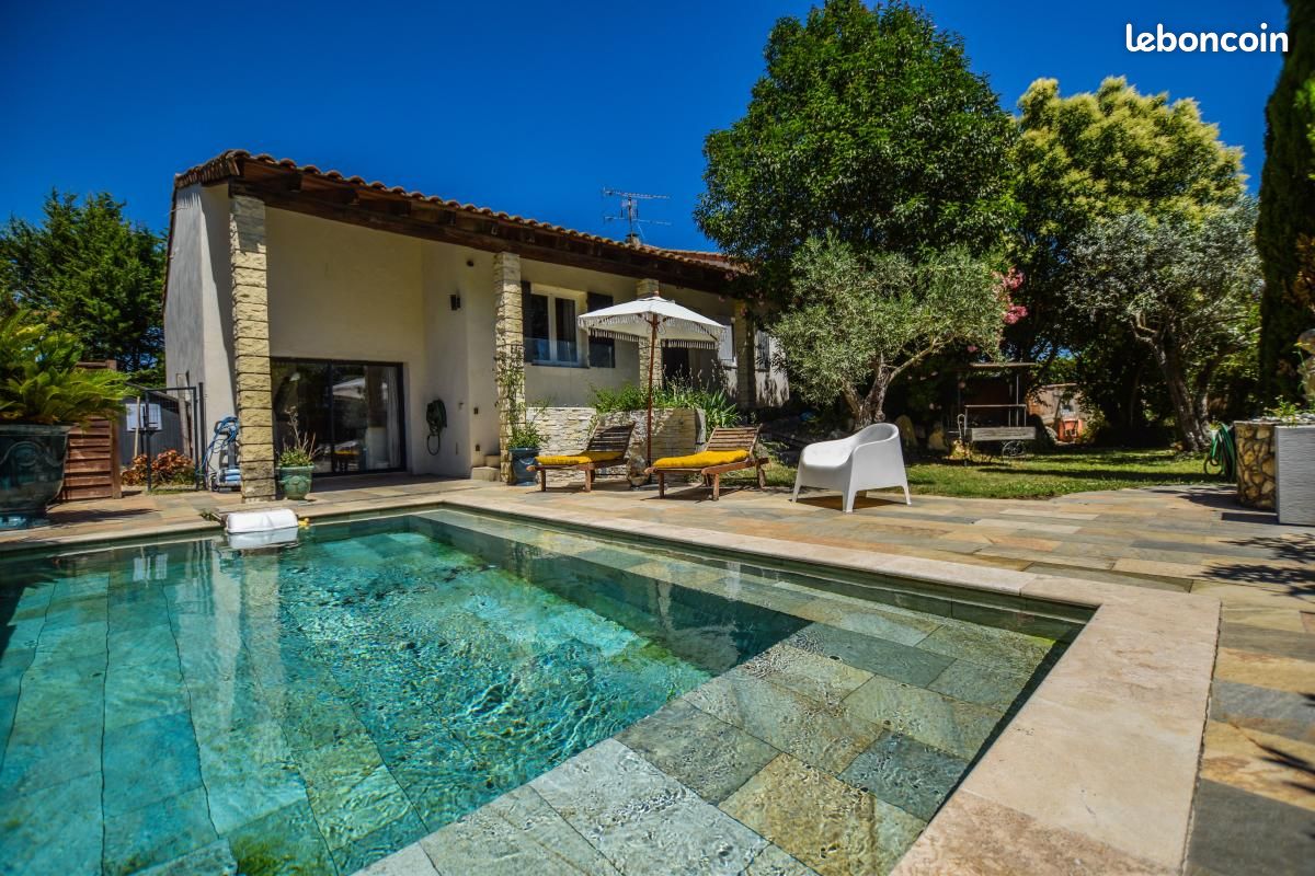 Maison 5 pièces 147 m² (image 1)
