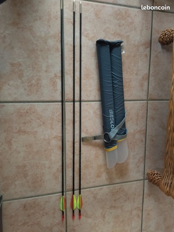 NXG Arc Crusader Youth + 2 flèches - 10 Lbs