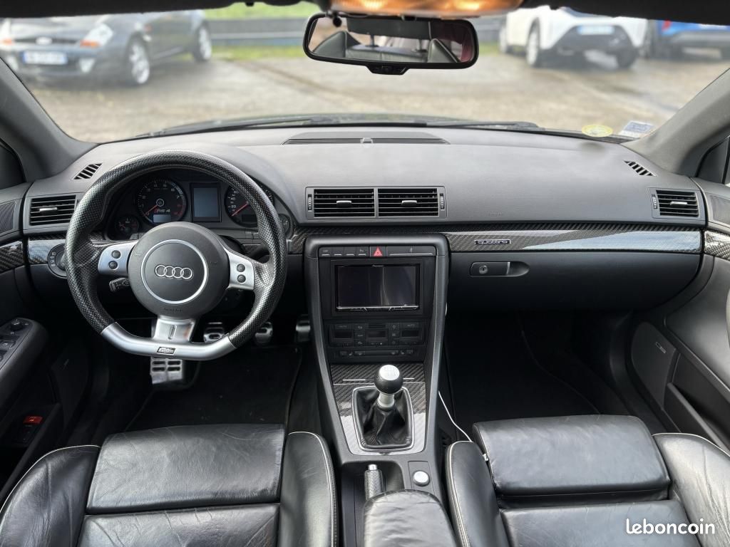 AUDI RS4 AVANT Quattro 4.2i V8 - 420ch - Origine France *ENTRETIEN COMPLET* GARANTIE 12 MOIS (image 13)