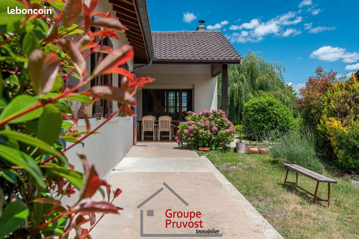 Maison 6 pièces 131 m² · à Vaugneray · 131 m² · 520 000 €