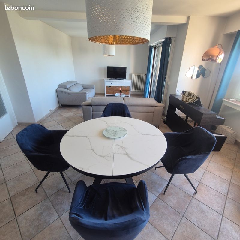 Appartement 5 pièces 102 m² · à Longeville-lès-Metz · 102 m² · 240 000 €