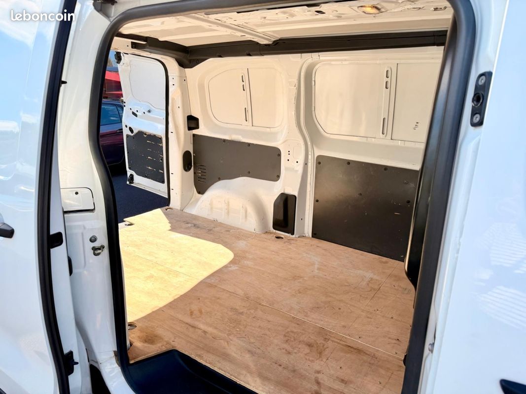 Opel Vivaro (3) 1.5 Diesel 120 ch L2 Pack Clim (image 23)