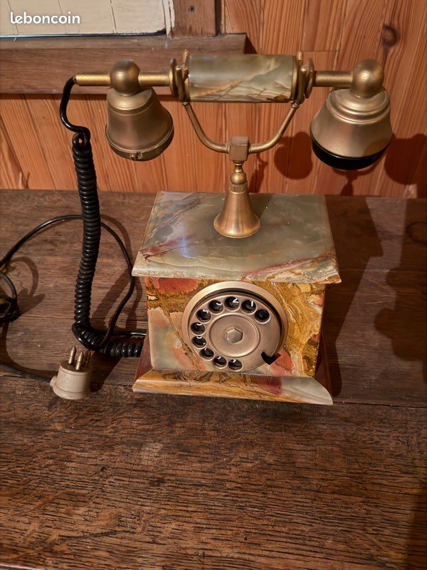 Téléphone en laiton antique - Bakélite / Cuivre - Catawiki