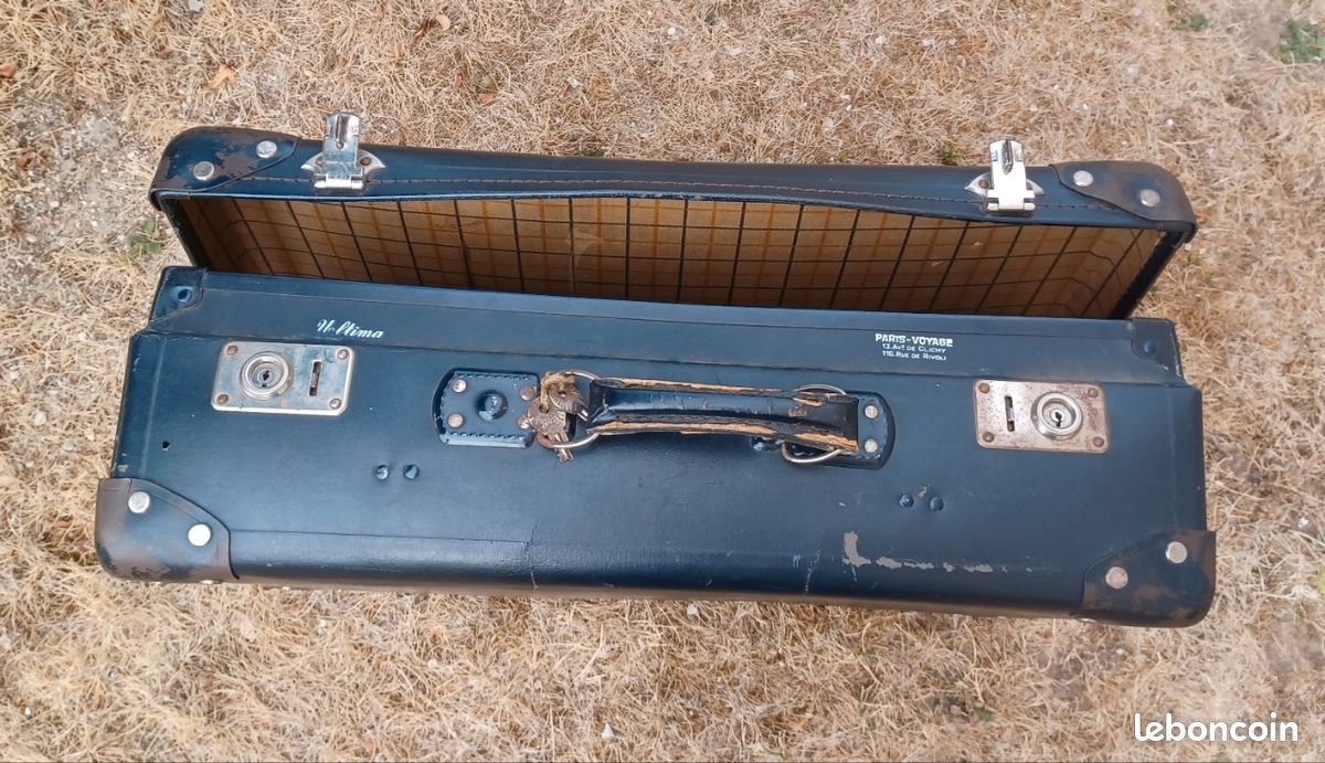 VALiSE EN CARTON NOiRE ViNTAGE (image 3)
