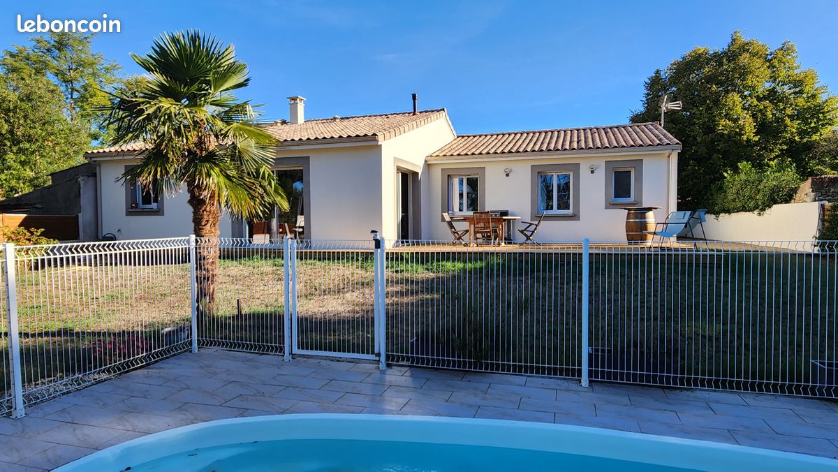 Maison 6 pièces 162 m² · à Sainte-Soulle · 162 m² · 490 000 €