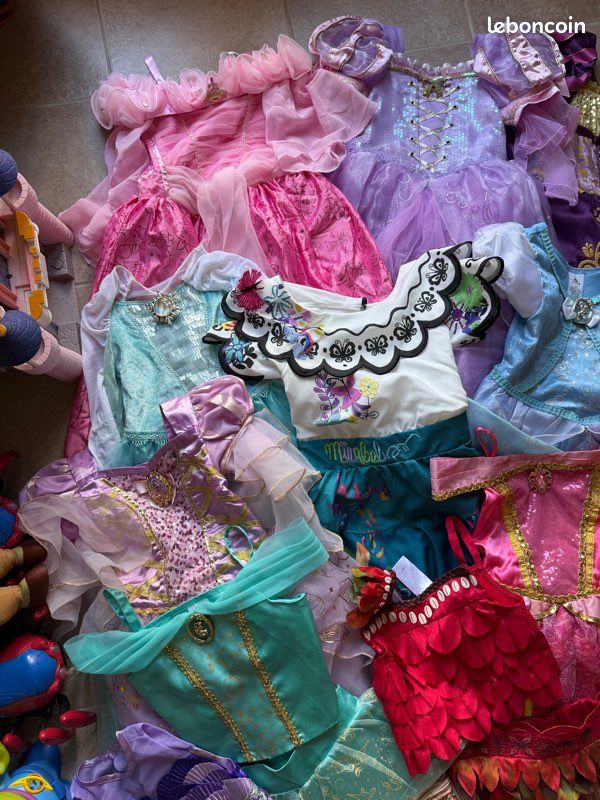 Déguisement robe princesse Disney (image 2)