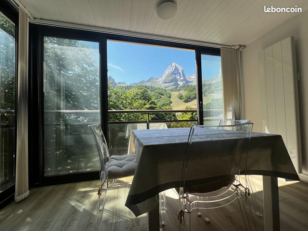 Appartement 1 pièce 38 m² · à Eaux-Bonnes · 38 m² · 80 000 €