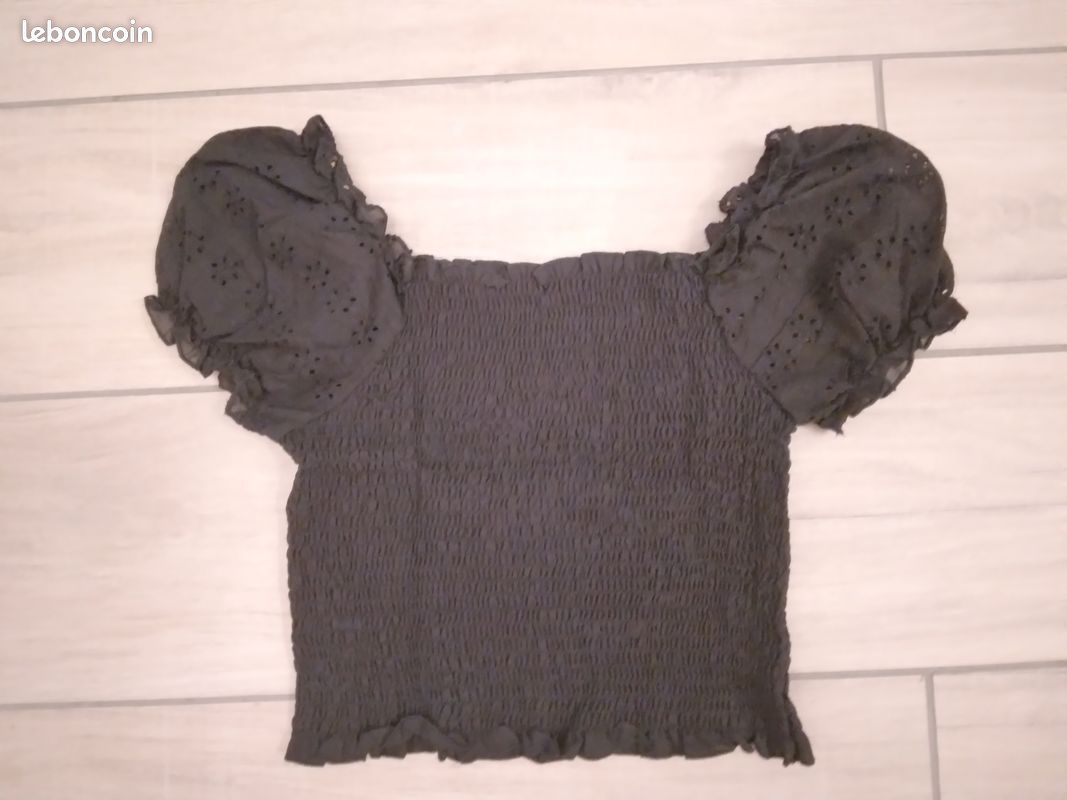 Top noir broderie anglaise shein taille M (image 1)