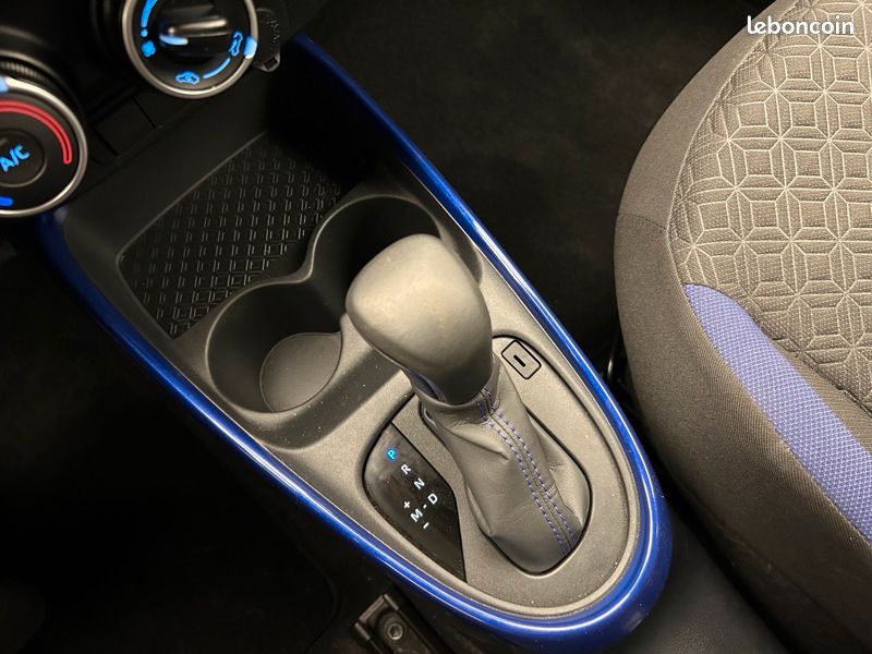 Toyota aygo x 1.0 S-CVT 72 Design (image 15)