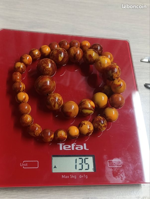 Grand Collier Ancien En Bakélite Couleur Ambre Rouge - Catalin - Occasion Très Bon état