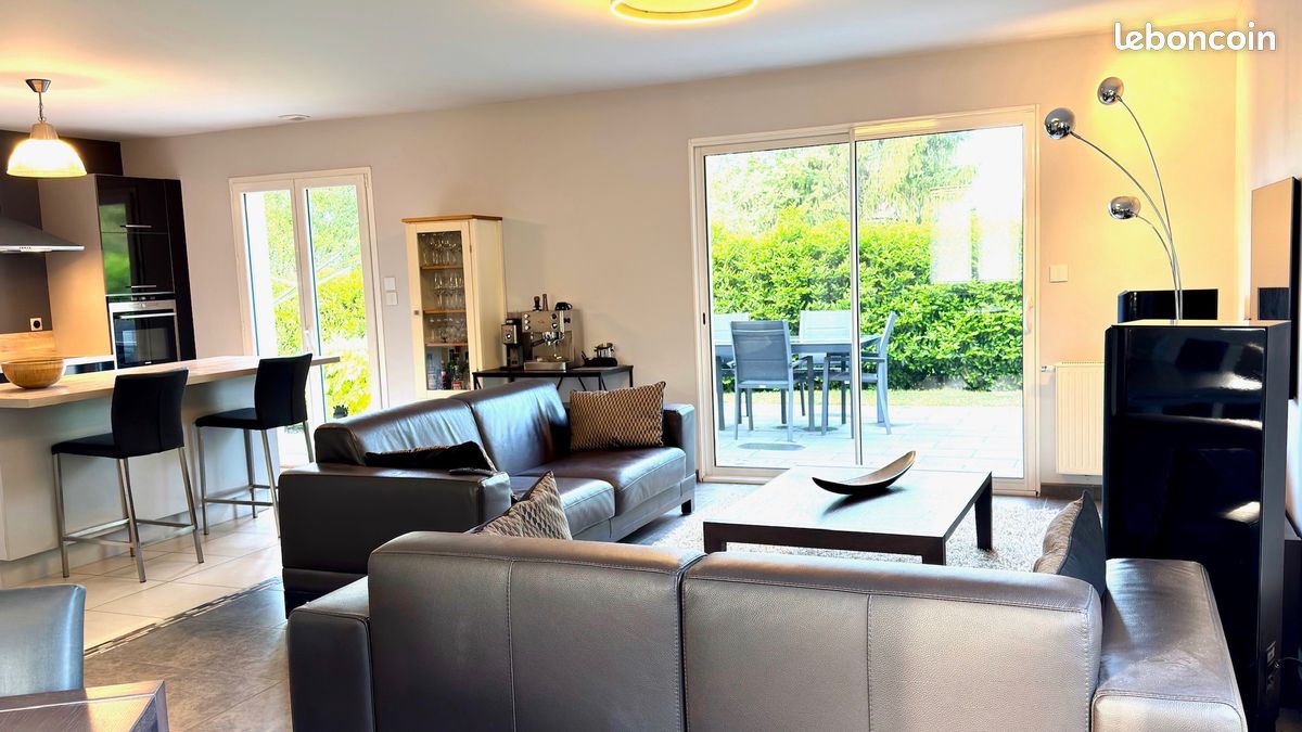 Maison 5 pièces 114 m² · à Ladoix-Serrigny · 114 m² · 325 000 €