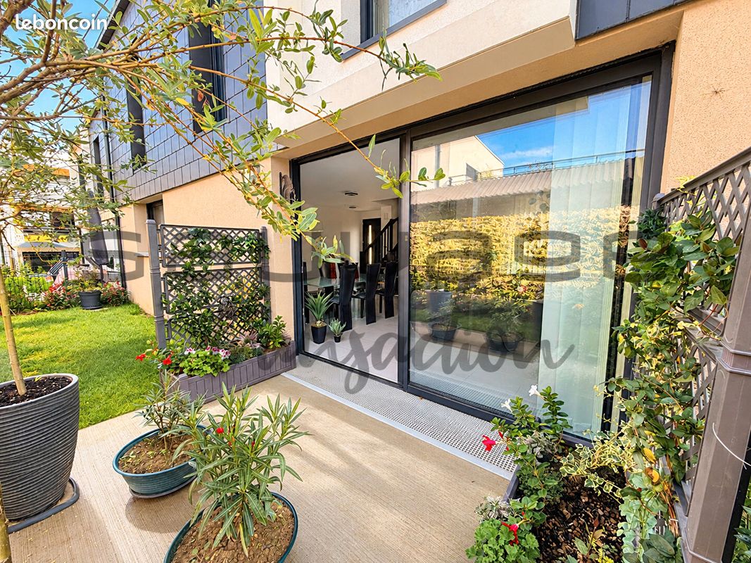 Maison 5 pièces 96 m² · à Le Mesnil-Esnard · 96 m² · 355 000 €