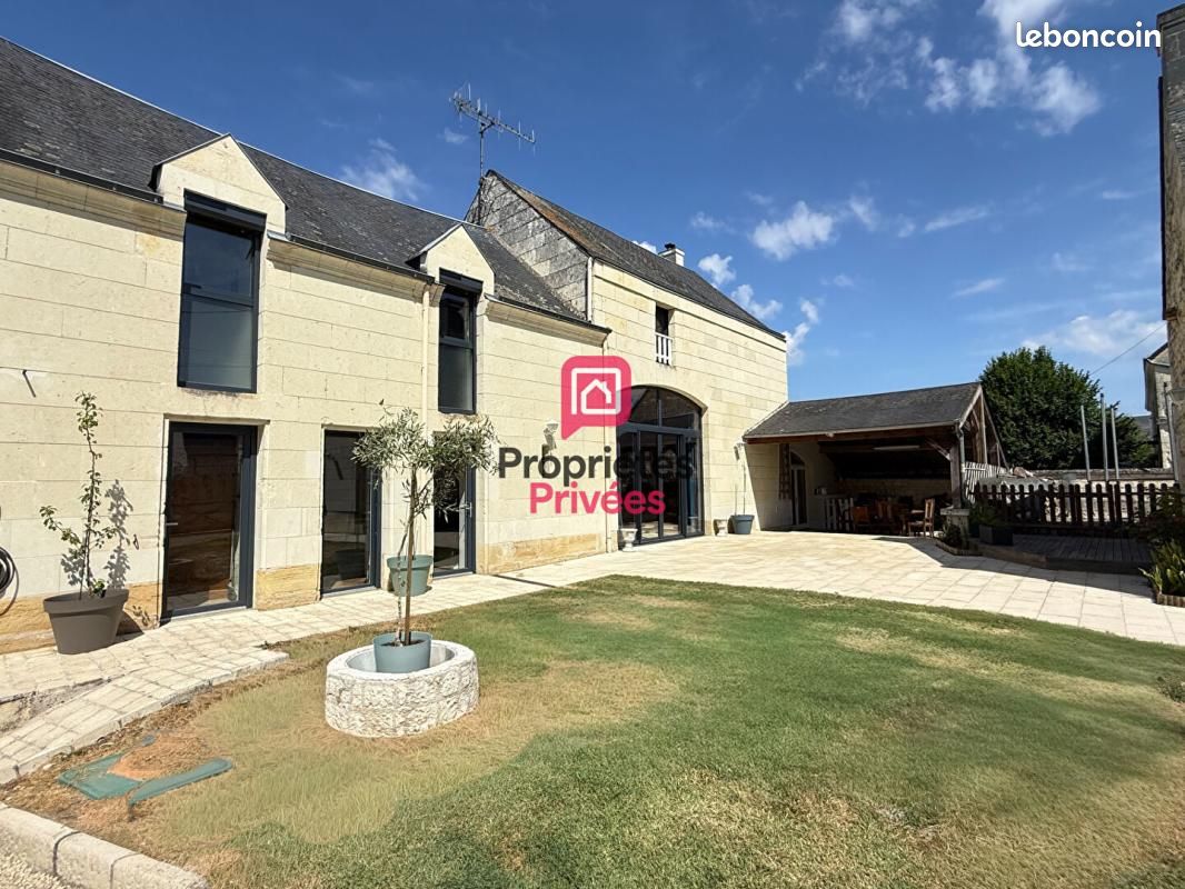 Maison 8 pièces 286 m² · à Beaumont-en-Véron · 286 m² · 296 000 €