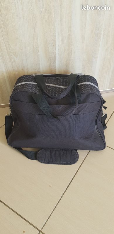 Sac à langer beaba noir (image 2)
