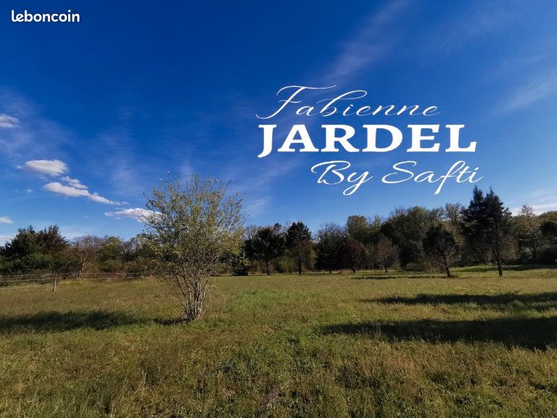 Terrain 2257 m² · à Carsac-Aillac · 2 257 m² · 40 000 €