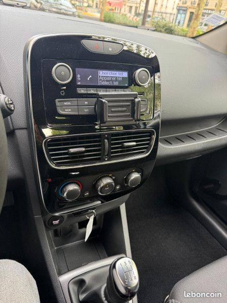 Renault CLIO IV 1.2 16V 75CH ESSENCE CRIT AIR 1 (image 6)
