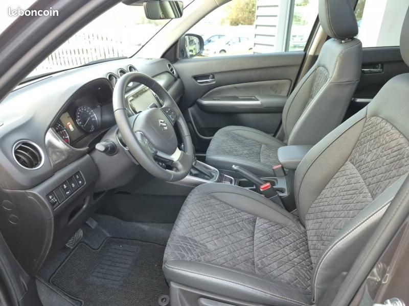 Suzuki Vitara 1.4 Boosterjet Hybrid 110ch Style Auto MY25 (image 9)