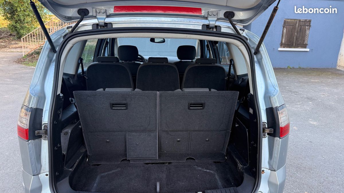 FORD S-MAX FORD S-MAX Titanium 7 Places (image 9)