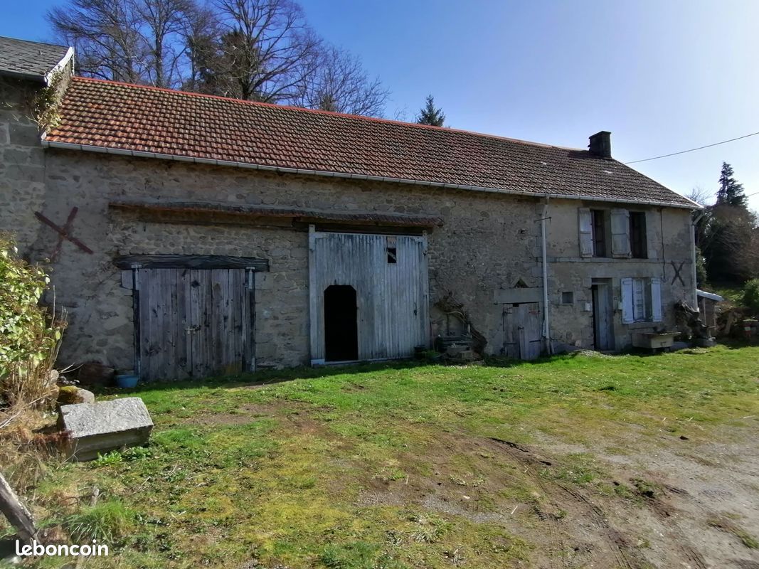 Maison 2 pièces 70 m² · à Lépinas · 70 m² · 32 500 €