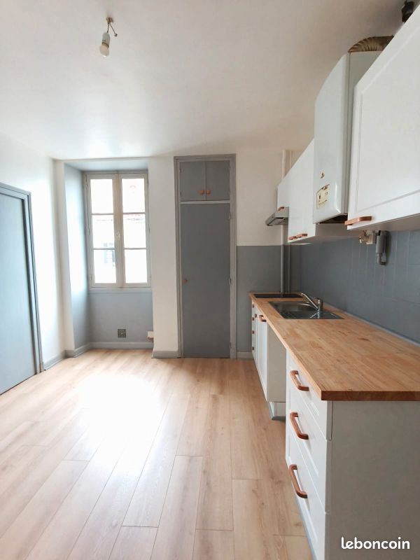 Appartement 2 pièces 28 m² · à Pau · 28 m² · 480 €/mois